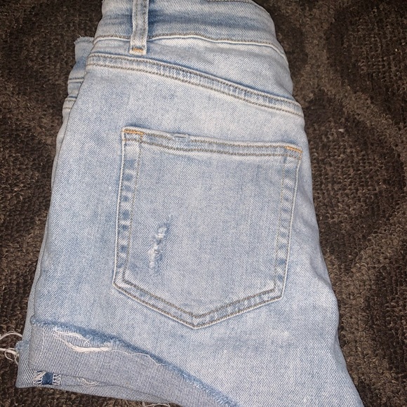 H&M Light Blue Denim Shorts - Picture 5 of 6